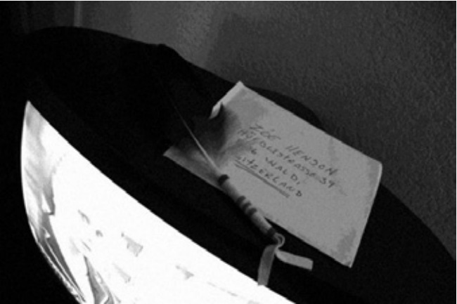 (dedicated to Zoe), on
the road’s motel room.