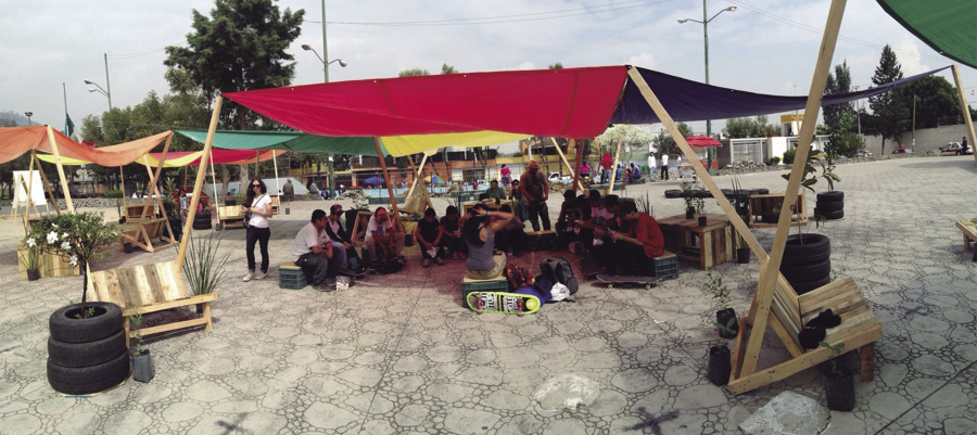 Taller urbanskatemap en &ldquo;La Okuplaza&rdquo;. UNAM-Santiago en el Centro Cultura Santiago Tepalcatlalpan, Xochimilco Ciudad de M&eacute;xico, 2014.