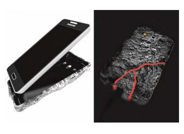 Vulcano, el concepto final del estuche para Smartphone, toma varias de las ideas desarrolladas con el mtodo TADA. Est fabricado en silicona inyectada y su aspecto de roca se logra con water transfer (hidrografa), logrando una apariencia de alto detalle. De lejos se percibe como una roca, burda y pesada; sin embargo, un elemento luminosos aparece como incongruente.