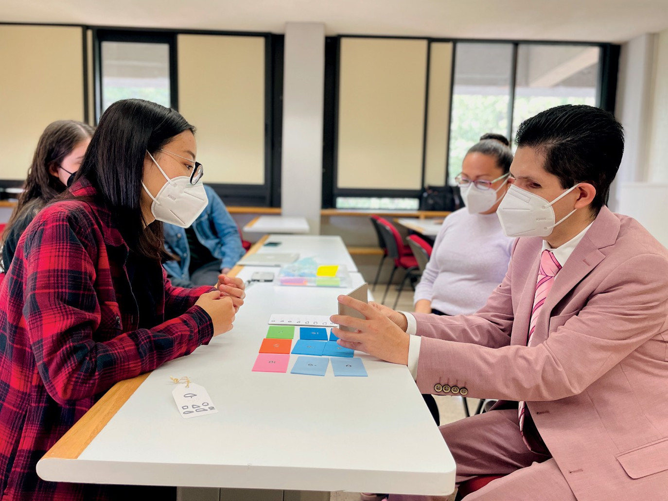 Primeros prototipos en la primera sesin de retro- ideacin con el Psiclogo Cristbal.