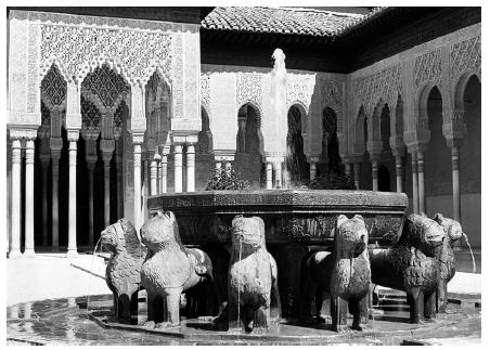 Patio de los Leone, Alhambra de Granada, siglo XII-XIV