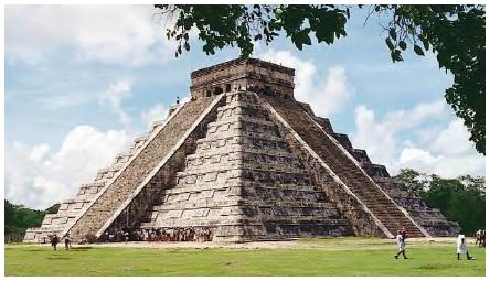 Pirámide de KukulKan, Yucatán, México, siglo V-X