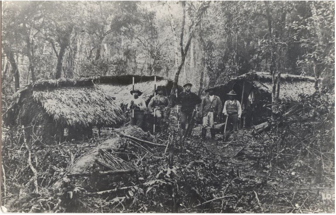 - Abertura de estradas no final do s&eacute;culo XIX e in&iacute;cio do s&eacute;culo XX no norte do RS