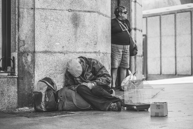 Twitter@Charly Sellami: Lo que ves, lo que no quieres ver. (2017)