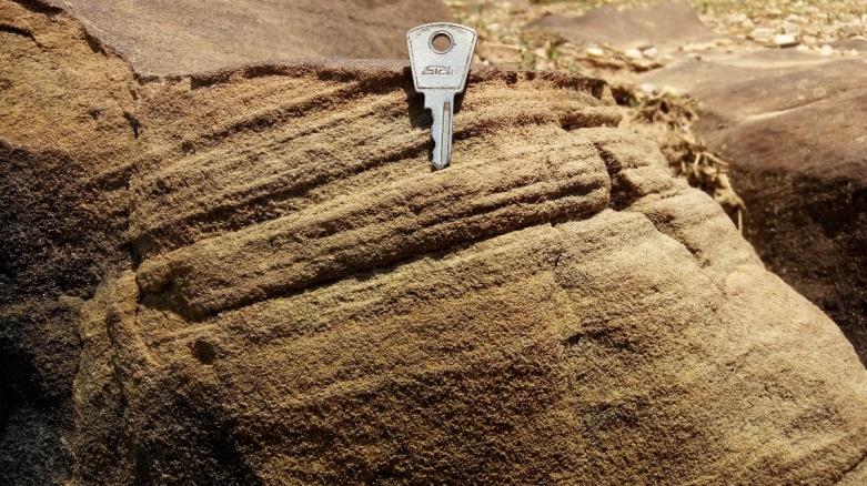 Figura 3 –
Afloramento de arenito da Formação Piauí no município de Amarante (PI)