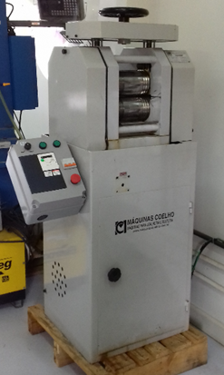 Laminadora à frio com inversor de potência.