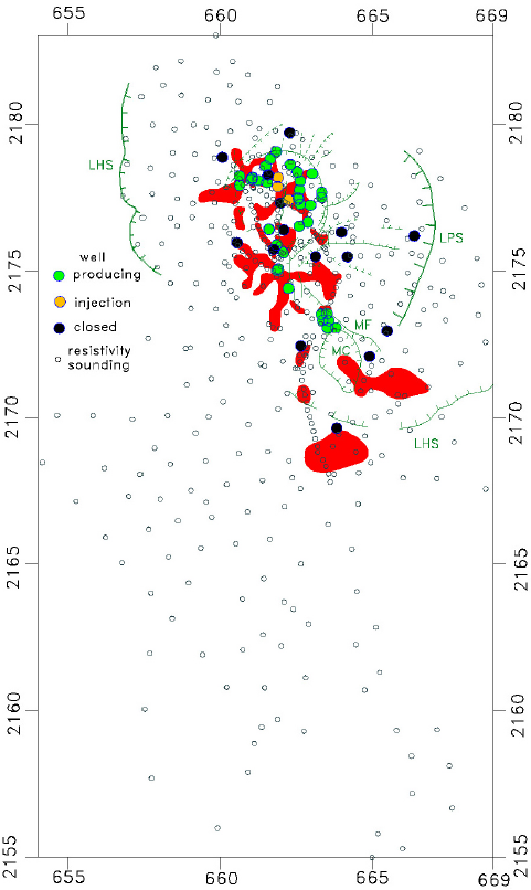 Conductances of the conductive unit higher than 100 Siemens are displayed in red. The locations of the main faults are also shown.