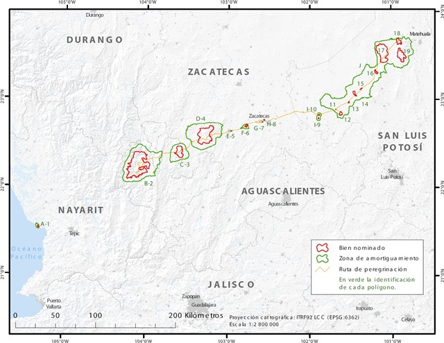 Localización de la Ruta a Huiricuta y situación de los 19 polígonos que componen el bien nominado propuesto y sus áreas de amortiguamiento (A-J): A1, Tatei Jaramara; B2, Tuapurie; C3, Cuyetsarie; D4, Xurahue Muyaca; E5, Cupuri Mutiú; F6, Cacai Mutijé; G7, Macuipa; H8, Tatei Nihuetúcame; I9, Huahuatsari; I10, Cuhixu Uheni; J11, Tatei Matiniere; J12, Nihuetaritsié; J13, Natsitacua; J14, Uxa Tequipa; J15, Tuy Mayau; J16, Huacuri Quitenie; J17, Huiricuta: Mucuyahue; J18, Huiricuta: Raúnax, y J19, Huiricuta: Maxa Yaritsié.