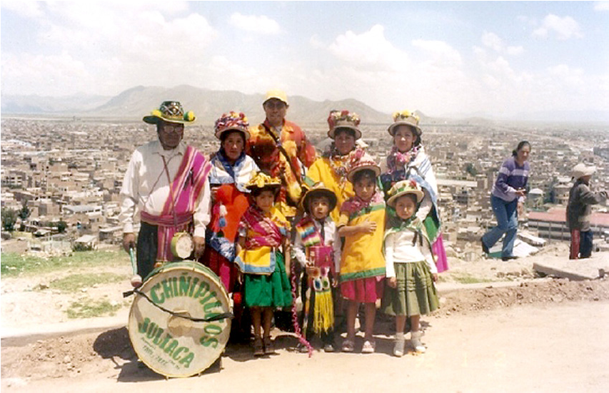 Familia extensa integrantes de los chiñipilcos.
