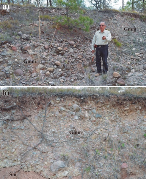 Fluvial system of the Yolom&eacute;catl Formation: Alluvial fans and related deposits. a) Shows part of a terminal alluvial fan lobe conglomerate strata. b) Shows an outcrop of a debris flow deposit. Notice the lack of stratification.