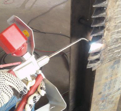 Aplicación del blindaje en los flancos de los dientes del virador