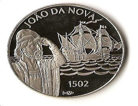 Moeda com a imagem João da Nova em 1502. Fonte: Imagem retirada do blog invitaminerva45. Disponível em: http://invitaminerva45.blogspot.com/2011/11/homenagem-joao-da-nova-marinheiro.html.
