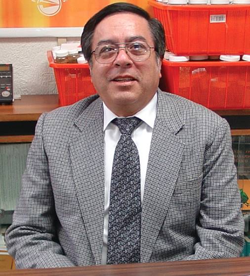 Dr. Miguel &Aacute;ngel Mor&oacute;n R&iacute;os&dagger; (24 de octubre de 1952 -22 de agosto de 2017).