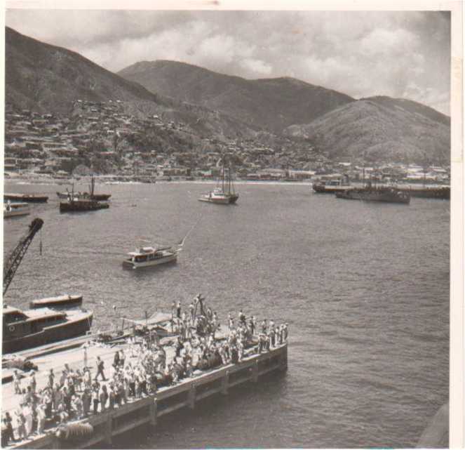 Imagen 3 EL PUERTO DE LA GUAIRA A PRINCIPIOS DE LA SEGUNDA MITAD DE SIGLO XX. RODRIGO SE ENCONTRÓ UN PUERTO CON UNAS CARACTERÍSTICAS SIMILARES AL QUE PODEMOS VER EN LA FOTOGRAFÍA