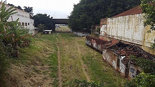 Ferrovia Sorocabana abandonada no municpio de Presidente Prudente.