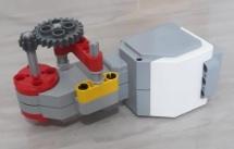 Motor de rota&ccedil;&atilde;o com engrenagens acopladas, KIT LEGO&reg;.