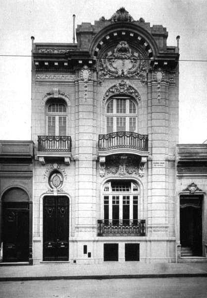 Casa projetada por Escudero e Fimeno, em Buenos Aires.
