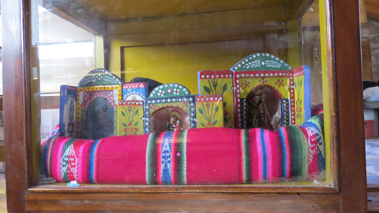 Las cajas de santos. Fotografía de Carolina Odone.