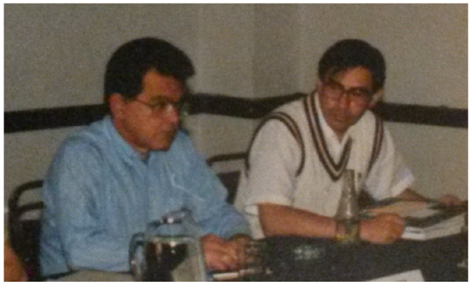 Thiago Cintra y V&iacute;ctor Kerber durante un foro acad&eacute;mico en el hotel La Misi&oacute;n de la ciudad de Quer&eacute;taro en mayo de 1992