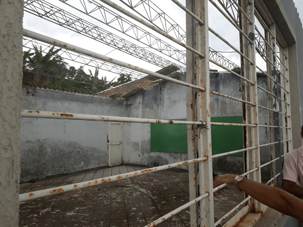 Ruinas del Comedor Escolar del Colegio Madre Laura.