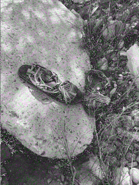 Guaraches en el campo. Se&ntilde;ales en la b&uacute;squeda de &ldquo;tesoros&rdquo;. Archivo propio, 2017.