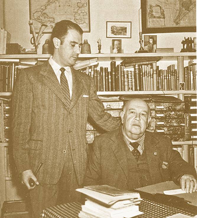 &ldquo;Alfonso Reyes, sentado, con Jos&eacute; Luis Mart&iacute;nez, 21 de julio de 1947, Capilla Alfonsina&rdquo;. 