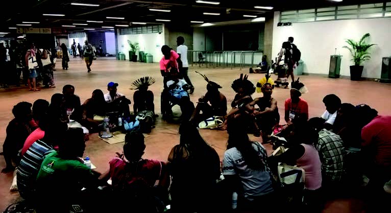 Foto 1. Roda de conversa da juventude ind&iacute;gena