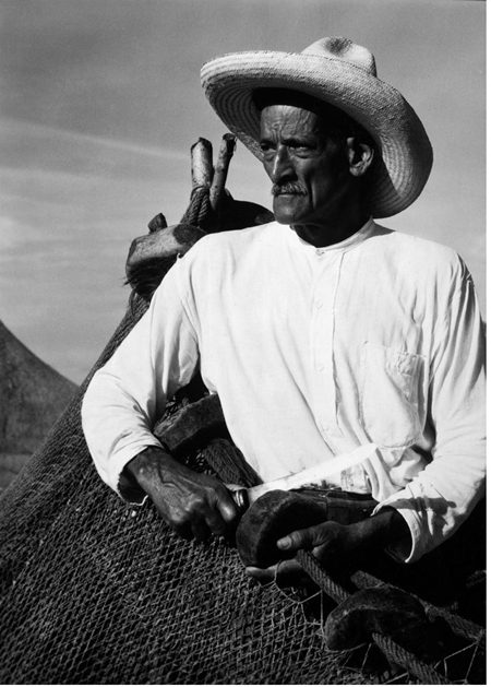 Ned Scott, foto fija, El Zurdo a punto de cortar las redes. Reproducida con autorización del Archivo Ned Scott.