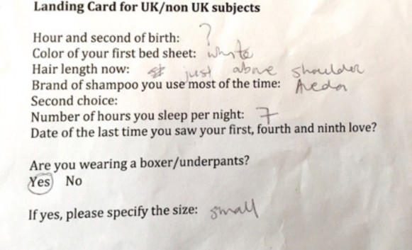 A filled-in Landing Card by a member of the audience.
