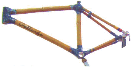 Vista del marco de bambú tipo Gallardo BEAT, con medida comercial equivalente de 19" a 20". 