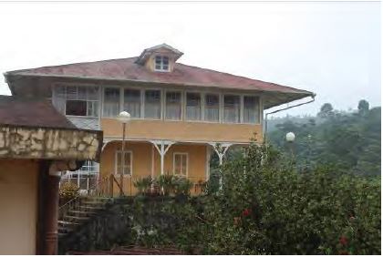 Vista lateral de la Casa Grande de la finca Hamburgo