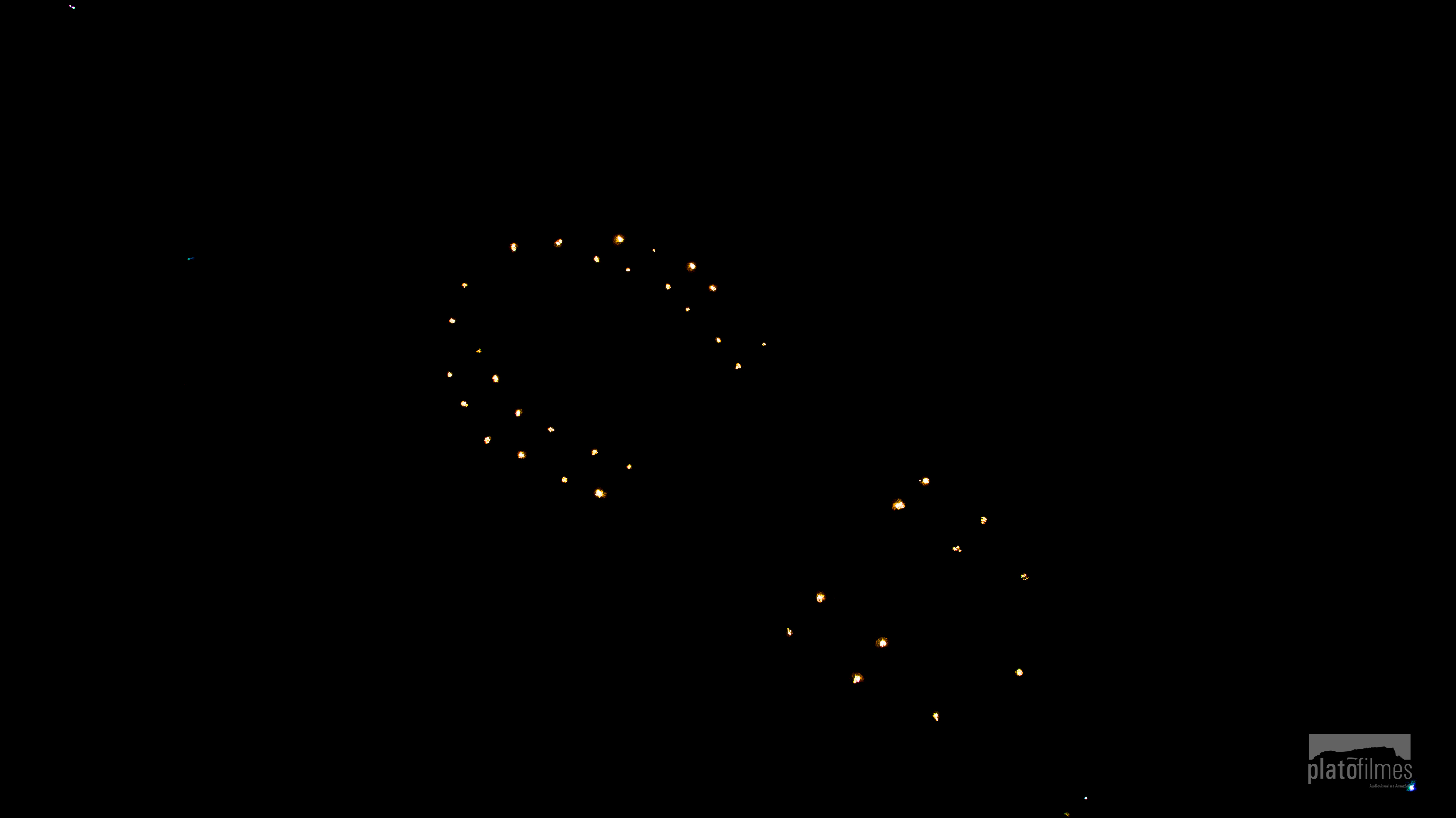 Imagens noturnas mostraram 39 fogueiras para formar a pegada gigante