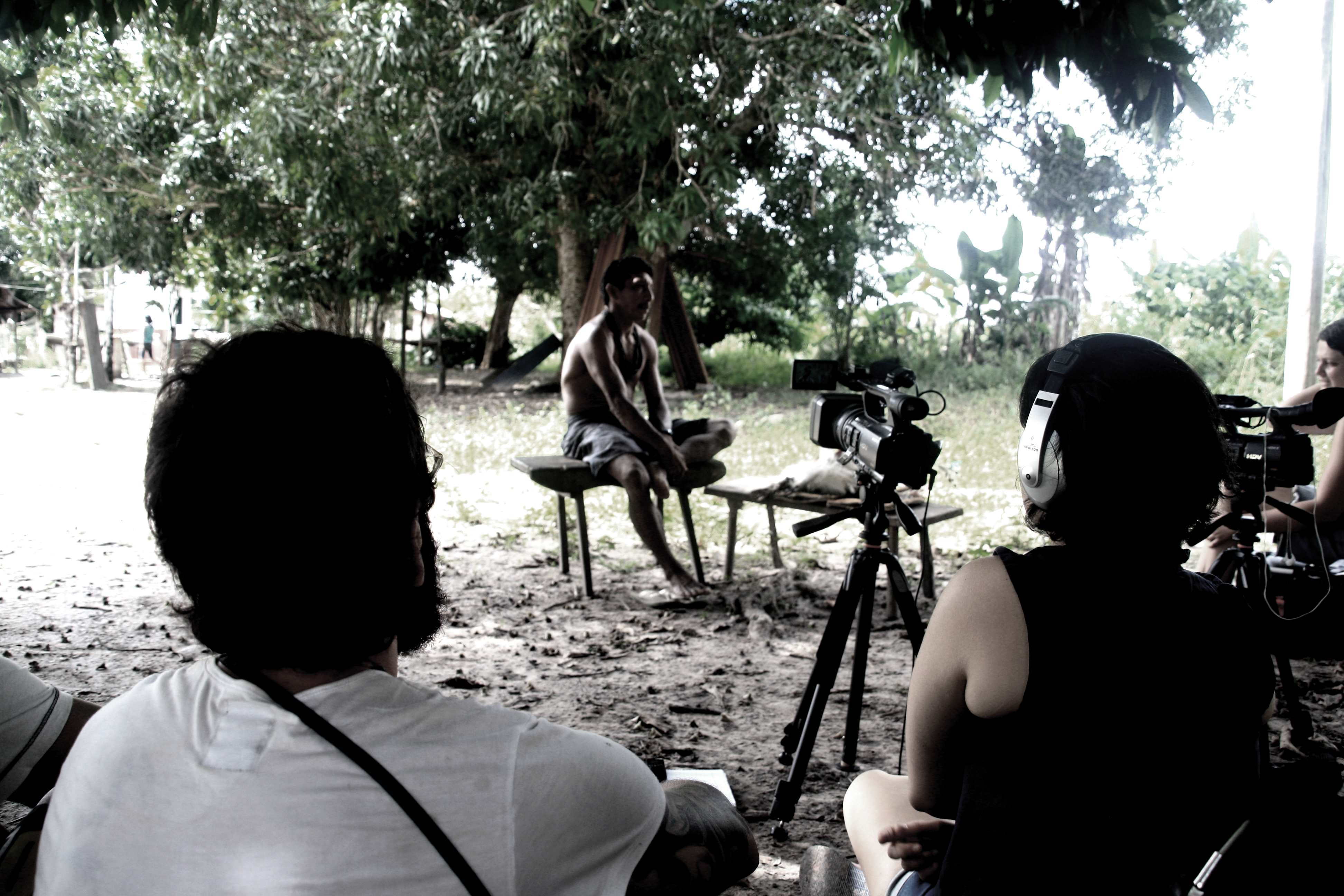 Imers&atilde;o da equipe do NAU-USP e do ICSEZ-UFM em campo