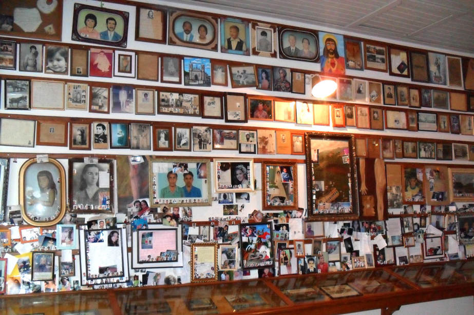 Sala de exvotos do santu�rio do Bom Jesus de Matosinhos Congonhas do Campo MG