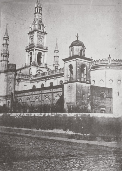 Fragmentos de la capilla antigua e Iglesia de San Antonio, 1903.