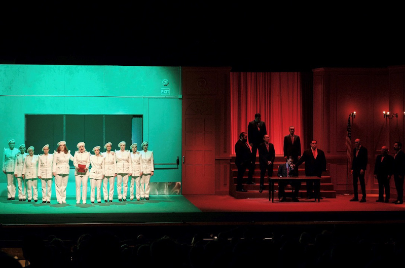 Doble escenario simult&aacute;neo de 
							A Amnesia de Cl&iacute;o.
						