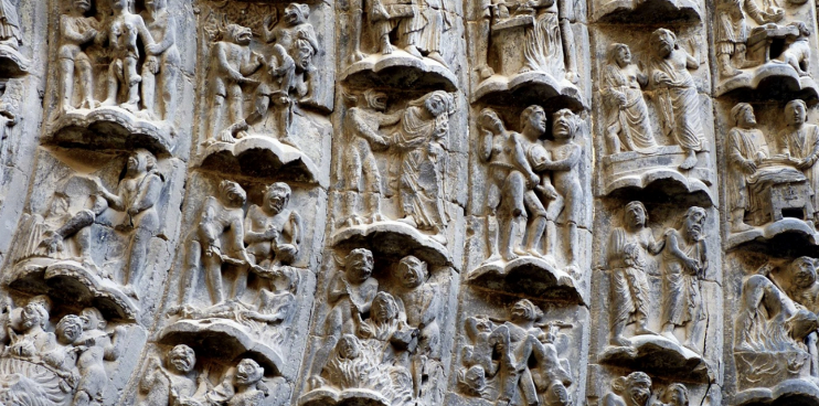 Castigos. Puerta del Juico de la Catedral de Tudela, Navarra.