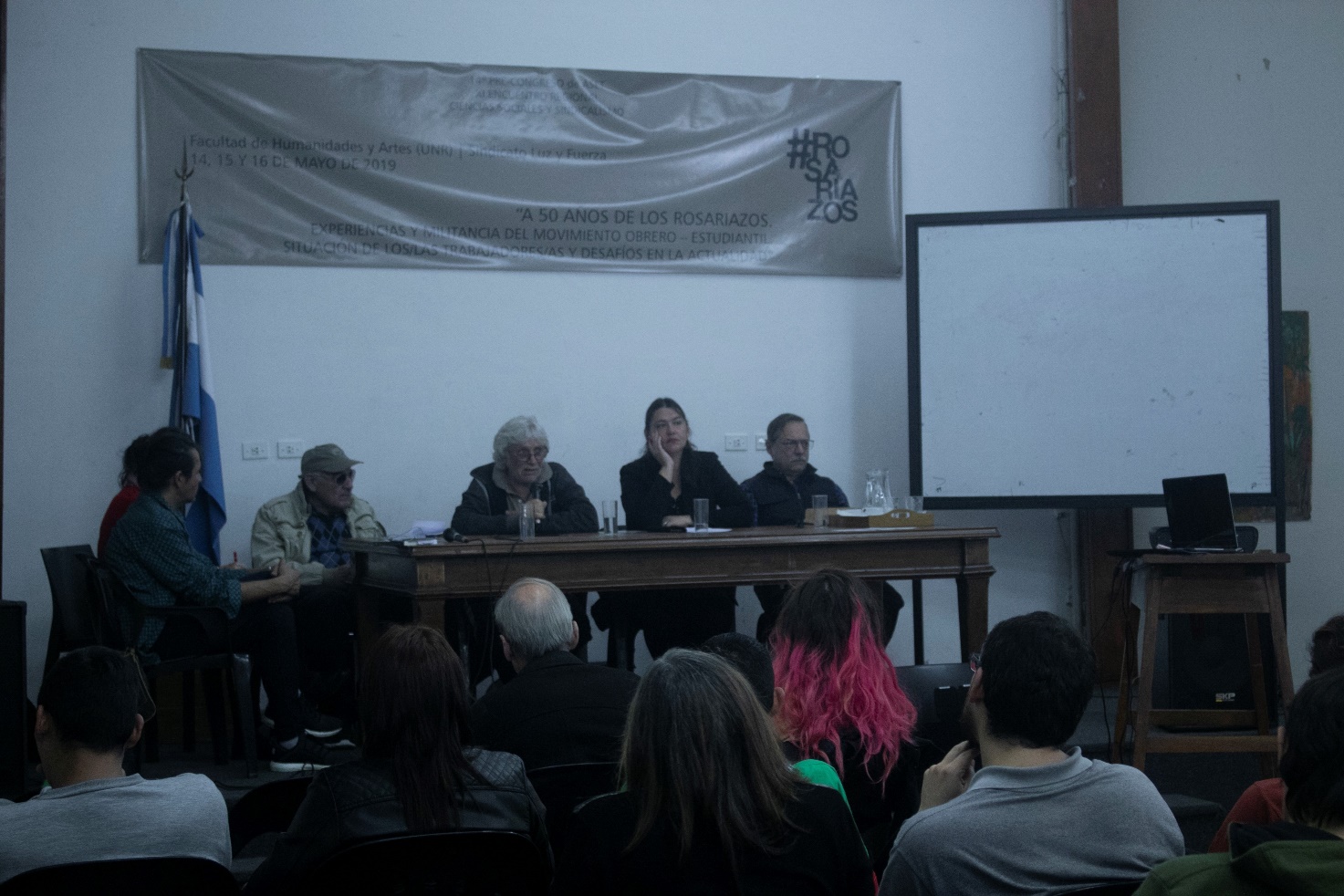XI Encuentro Ciencias Sociales y Sindicalismo (2019). Panel: Resistencia de los trabajadores, represin y complicidad patronal en la dictadura, a cargo de Victoria Basualdo (FLACSO / CONICET), Pablo Pozzi (UBA); Zenn Snchez y Oscar Pacho Jurez (obreros ex detenidos).
