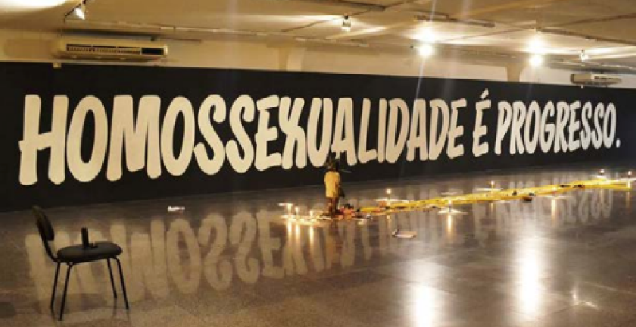 Instalacin, Homossexualidade  progresso (La homosexualidad es progresso), 2014.