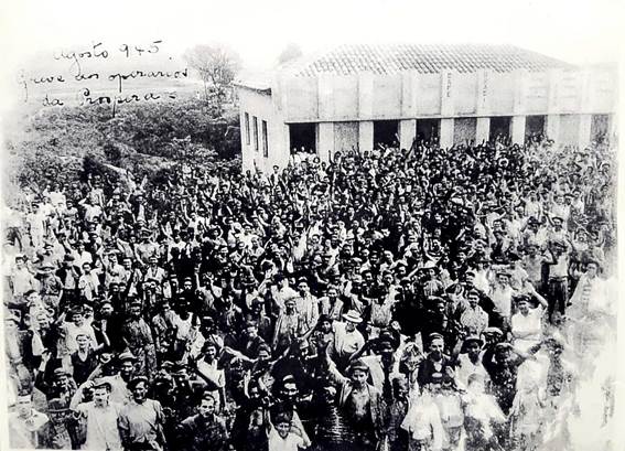 Greve dos mineiros da Carbonfera Prspera, Cricima (SC), agosto de 1945. Bairro So Cristvo