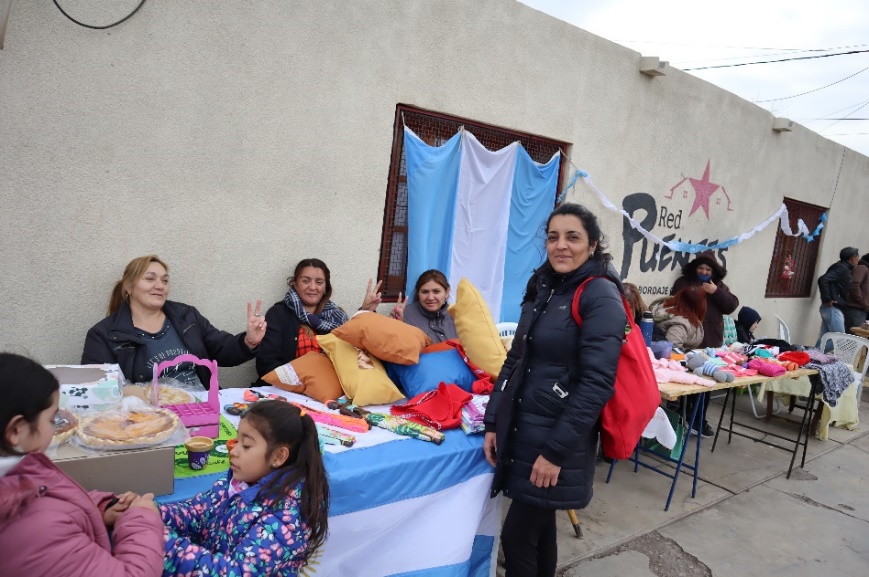 Cooperativa de artesanas. Feria comunal 10 de julio de 2022.