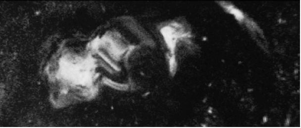 Buraco de minhoca pr&oacute;ximo a Saturno