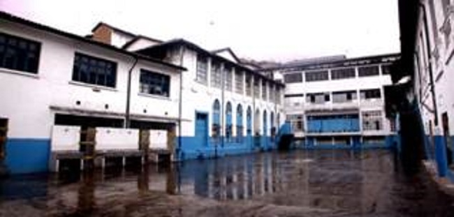 Antiguo - Colegio Simón Bolívar. Fuente: http://www.prensa.quito.gob.ec 