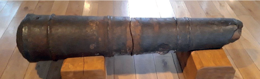 Biržų pilies patranka sprogusiu vamzdžiu