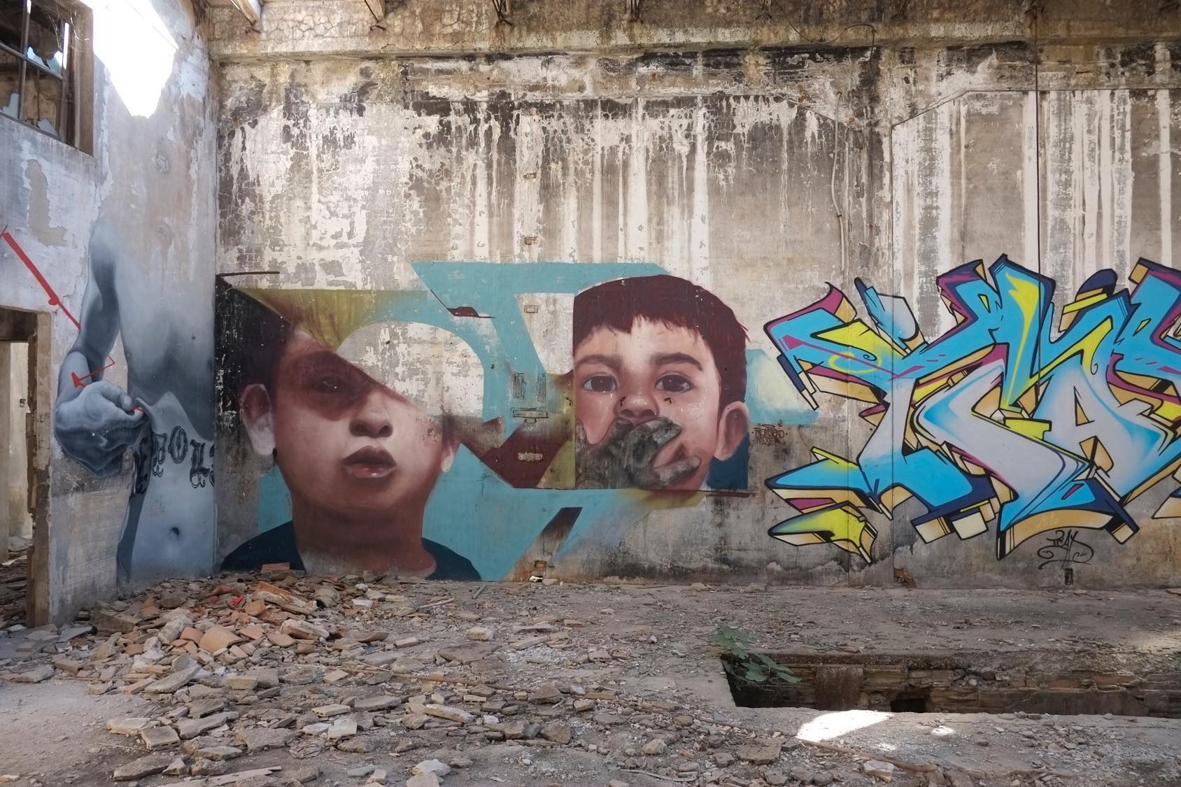 Arte urbano y grafiti en la Fundicin La Cruz (Linares).