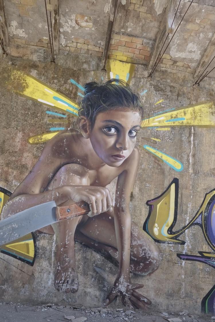 Obra de Belin en el estilo hiperrealista surrealista de sus inicios. Fundicin La Cruz (Linares).