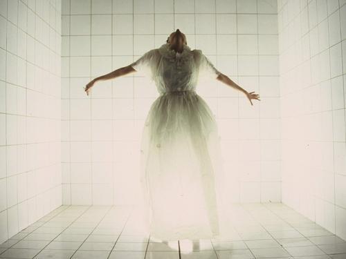 Amal Kenawy: The journey (2004)