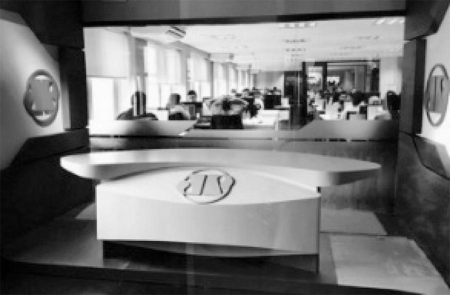 Nuevo estudio de R&aacute;dio Jovem Pan