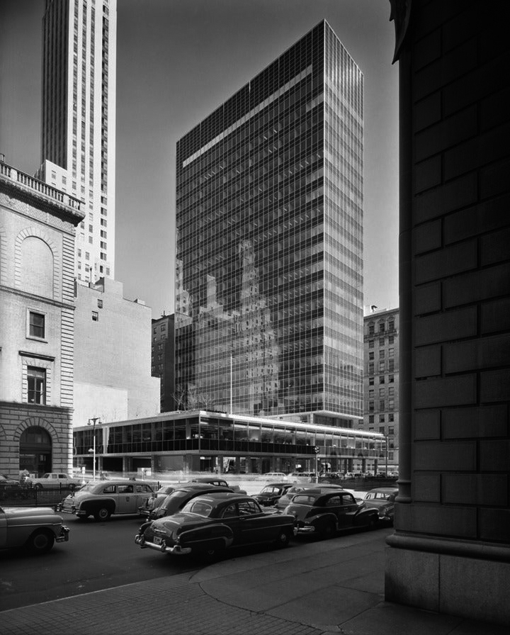 Lever House, Skidmore, Owings & Merrill, New York, NY 1952.