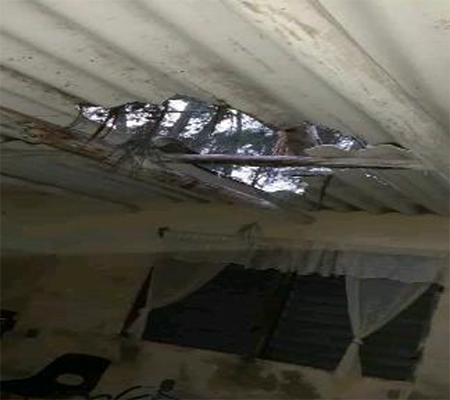 vivienda con afectaci&oacute;n parcial de techo. Cortes&iacute;a de Alejandro L&oacute;riga